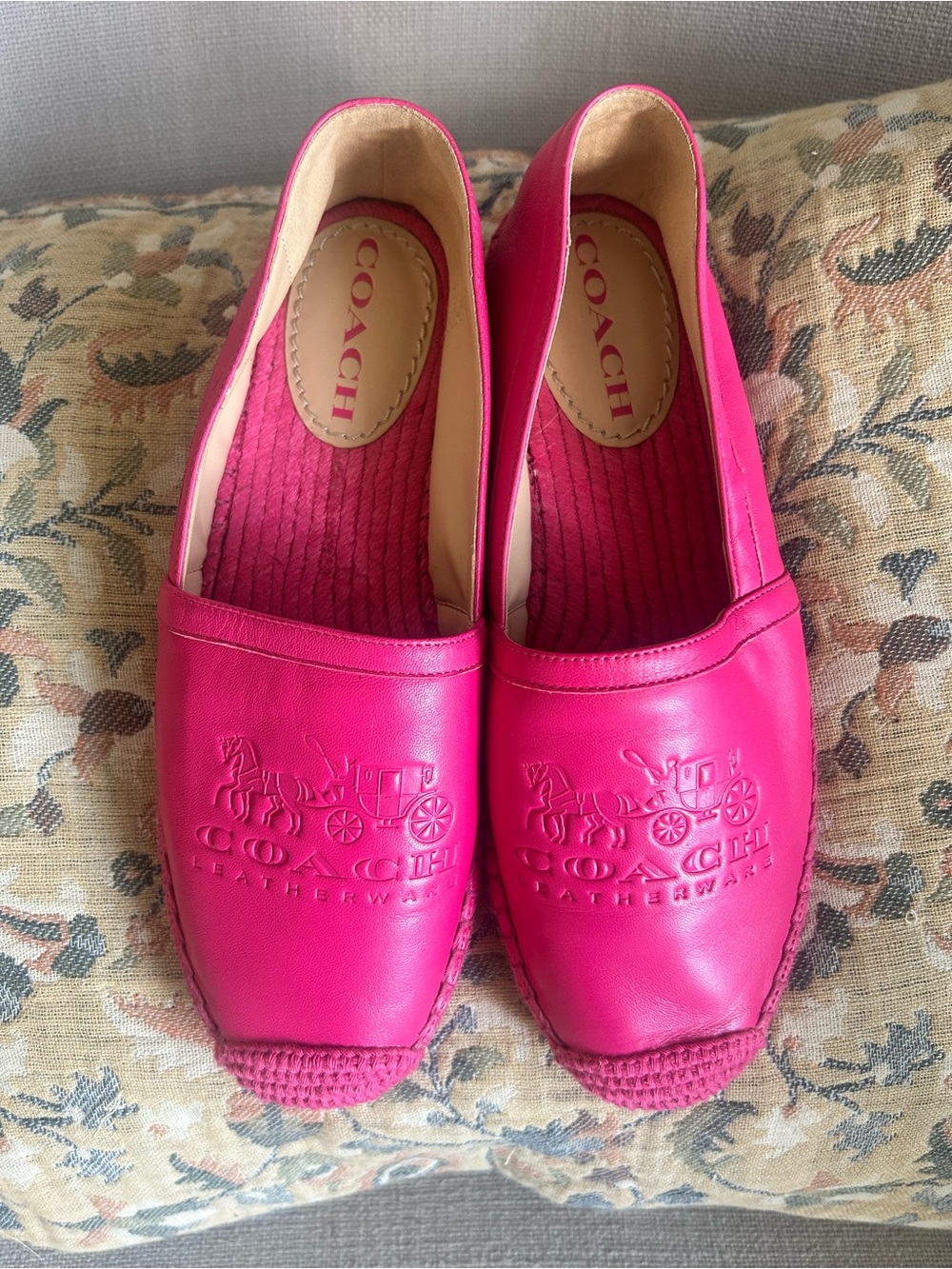 Coach Hot Pink Leather Embossed Logo espadrille Flats size 7